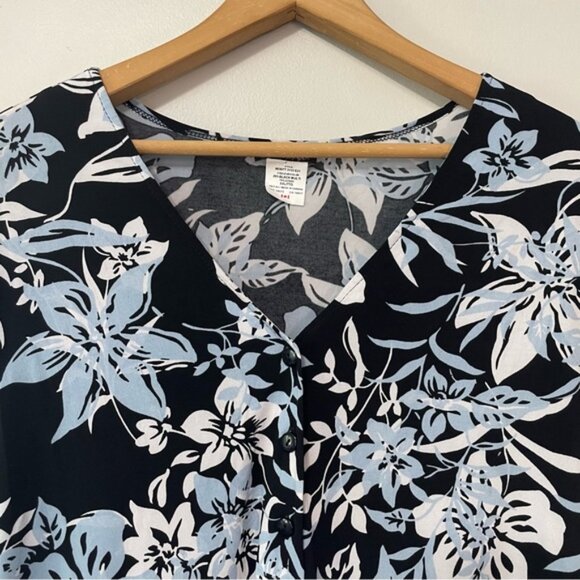 New Kim & Co Black Blue White Floral Brazil Knit Top Size XXL bin 4A - Picture 3 of 6